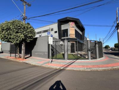 Comercial para Loca��o, em Londrina, bairro Coliseu, 4 banheiros